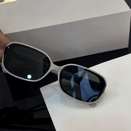 Women's Retro Cat Eye Fashion Glasses - Vintage Elegant Oval Frames, Lightweight Everyday & Special Occasion Glasses for Women - Non-Prescription Fashion Eyewear, Cat Eye Glasses, Cat Eye Design, Polished Finish, No Prescription Needed