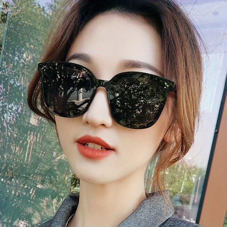 Men's Retro Metal with Black Tinted Lenses - Oval Frame, Lightweight Durable Plastic Hinges, No-Prescription Decorative Eyewear for Casual & Formal Outfits
